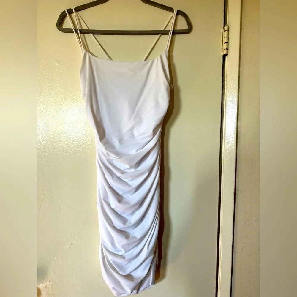Superdown Lisa Ruched Mini Dress - Picture 1 of 6